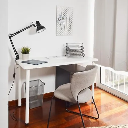 Irundo Downtown Apartman *