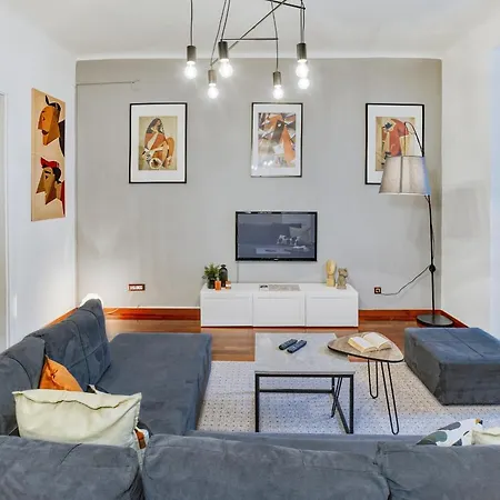 Irundo Downtown Apartments