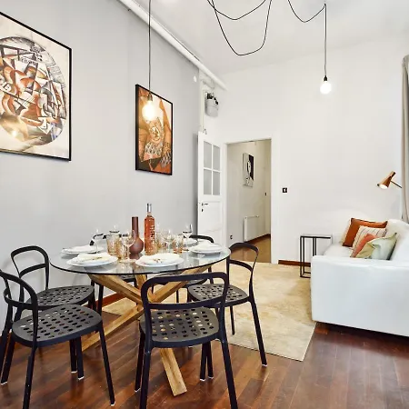 Irundo Downtown Apartments Apartman *