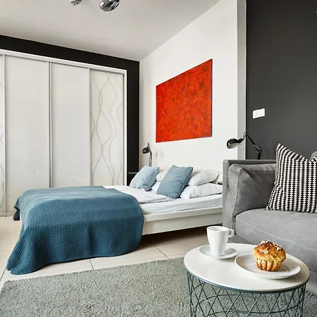 Irundo Downtown Apartments *