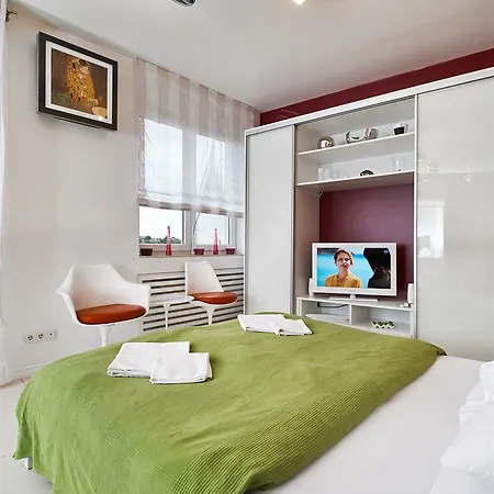 Irundo Downtown Apartments Apartman *